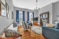 Charming first floor flat in historic old south district near waterfront - Bungalows