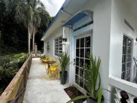 Wonderful 2-bedroom cottage with AC in charming Ceiba. Minutes from the Ferry. - 民宿