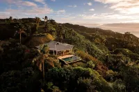 KOKO Savusavu, Fiji Honeymoon Villa Amazing 270° Panoramic View Infinity Pool - Homestays