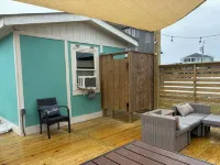 Charming pet friendly studio 350 feet away from the Rodanthe Pier and the beach.
