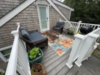 Newly Renovated 3Br House, Free Car with Beach Sticker, Pet Friendly, Sleeps 10. - Homestays
