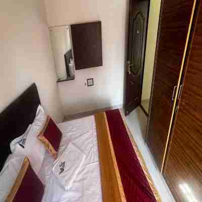 V Inn Service Apartments Rooms