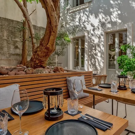 Heritage Hotel 19