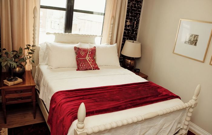 The Ashton is a 1 bed/1 bath open concept apartment.