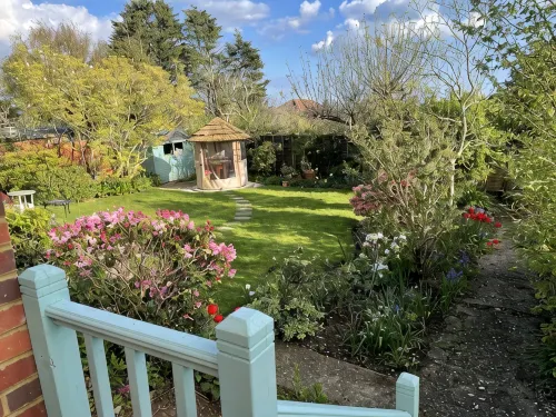 Studio Annie is the Most Relaxing Place to Stay With Free off Road Parking