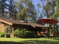 Misty Haven Suite Hotels in Saanich