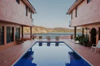 Nice vacation place to relax under the hot sun of zihuatanejo