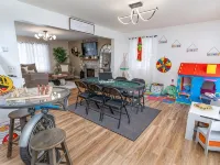 Spacious 4-bedroom house in charming Pocono Mountains WiFi, AC, Golf, Game room - 4-Star