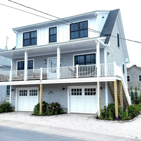 Downtown brand new construction 3 bed & 3 bath