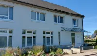 Lovingly furnished apartment, living with friends - Homestays