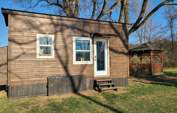 Tiny Home at Camp Mahanaim - New Paris, OH   -  Private Lake