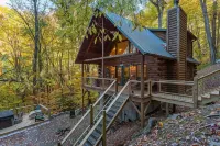 Creekside Cabin • Hot Tub • Decks - Chalets
