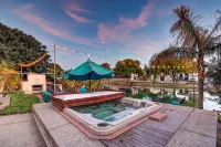 Mesa Lake Front House With Pool and Hot Tub! - Private Pools