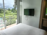 蘇梅島頑皮猴酒店