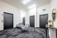 Above Starbucks in Downtown Logan ~ Fast Wifi ~ Free Netflix - Homestays