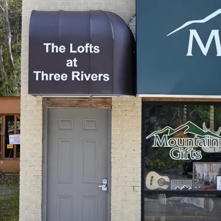The Lofts at Three Rivers Отели в г. Дикинсон
