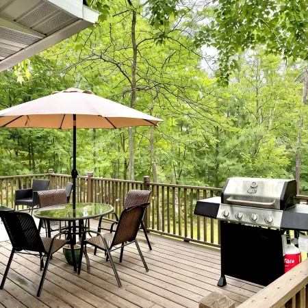 Trails+R&R+H2O Falls+One Hour From Lambeau!