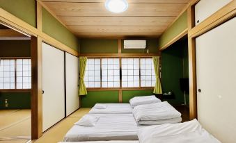Dormitory Sandanya Guesthouse