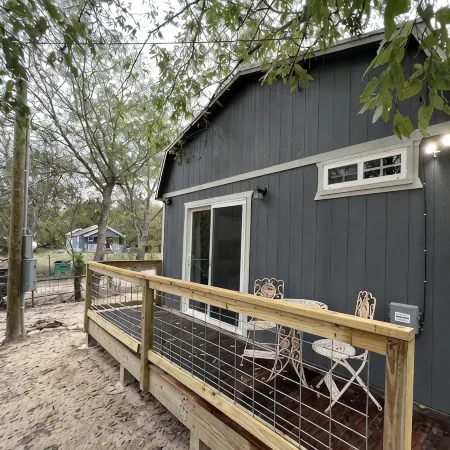 Cozy Country Cottage; Family RetreatJust Minutes from Circle T Arena