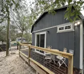 Cozy Country Cottage; Family RetreatJust Minutes from Circle T Arena