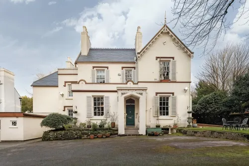 Mossley Hill Retreat