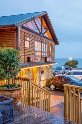 Lakefront Lodge Taupo Hotels in 