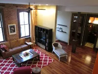 Modern meets Historic, Natural Lighting + High Ceilings, Near Metro