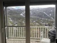 Penthouse 2 Level Apartment with Mountain ViewsUnique Snow Guarantee in Season - 山景