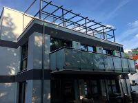 Sahara Falcon Hotels in Obermenzing