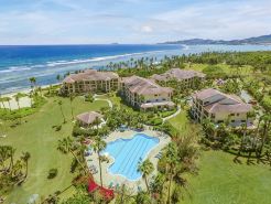 Gorgeous Beach front 2 bed 2.5 bath condo "Serenity by the Sea"