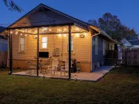 Renovated Bungalow 1 Block from Downtown Seneca! 7 miles from Clemson! 세네카 호텔