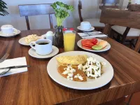 卡薩法洛勒斯飯店 - 早餐
