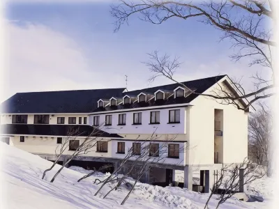 Gassan Resort Inn Hoteles en 