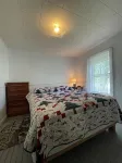 Quaint Retro Ash Cove Cottage - Country Houses