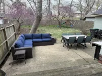 Spacious 4-bedroom house central to Des Moines near Drake Univ. Fenced yard - 4-Star
