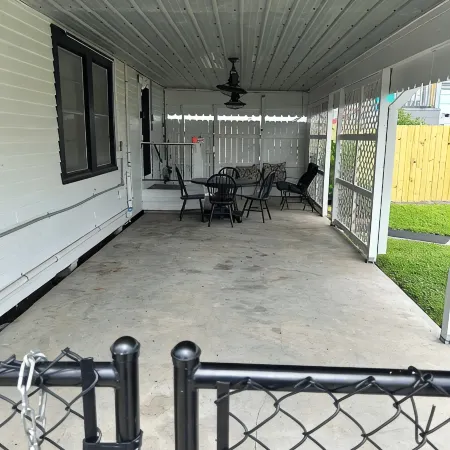 Charming 3-bedroom house with AC, WiFi in serene Houma