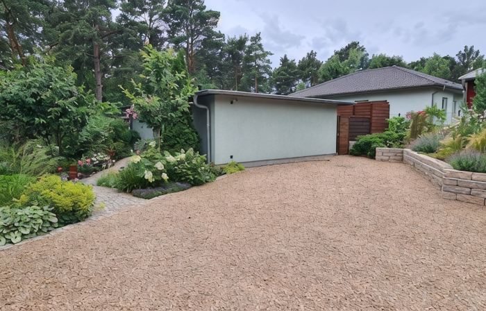 Modern vacation bungalow in the Neuhof forest settlement on the Großer Wünsdorfer See lake