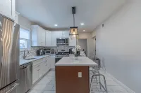 2-bedroom apartment in brilliant Montclair with AC, WiFi - 3 ดาว