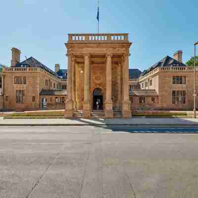 Rhodes House, Oxford Hotel Exterior