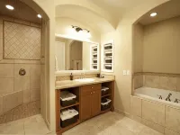 Luxurious Villa at Lake Las Vegas Hotels near بحيرة لاس فيغاس