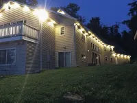 Large home on the UP's best lake! Sleeps 22! Boat to Young's Golf Course! - 4성급