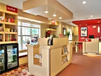 تاون بليس سويتس باي ماريوت فينيكس نورث Hotels near الجبل الشمالي