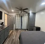 Cozy studio perfect for students with AC and WiFi in delightful Sacramento - Condos