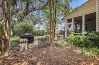 Palmetto Bluff Home in the Heart of Wilson Village3 Bdrm-3.5 Bath -Golf Access