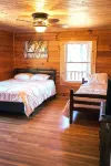 Breathe deep, stay cozy — spacious log cabin living on 30 acres in Aroda, VA - 4 tähden