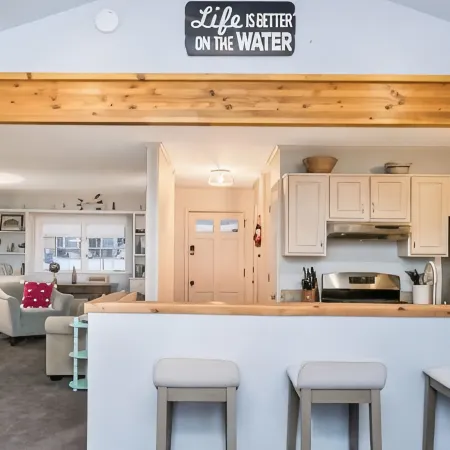 LAKEFRONT - Lake Escape - Arrowhead Lake Community