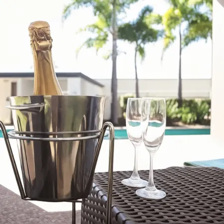 Caloundra Central Apartment Hotel Official