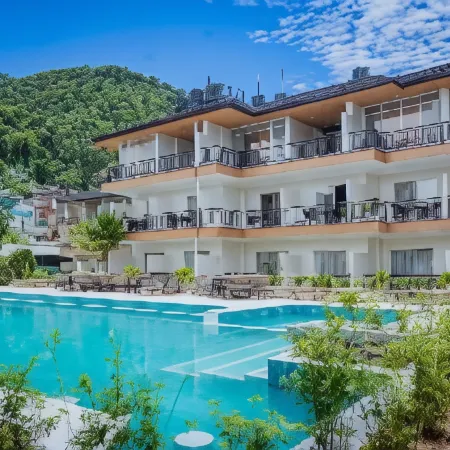 Majestic Lake Front Hotel & Suites Отели в г. Каски