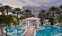 Fontainebleau Miami Beach - Romantic