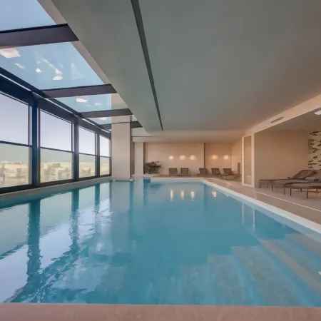 Land's End, Boutique Hotel